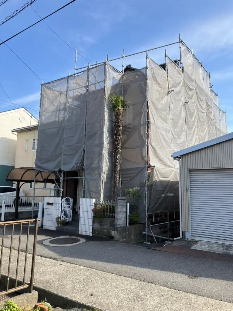 ベランダ屋根の修理を行う業者の選び方